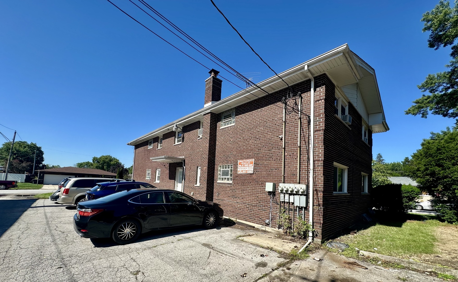 18207 Locust Street Property Photo 3