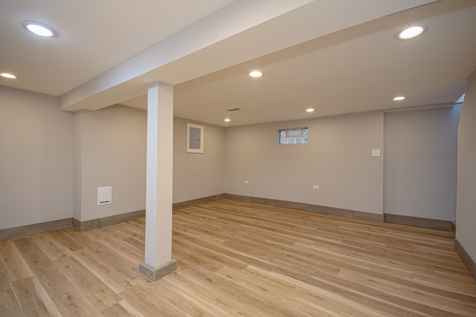 9605 S Greenwood Avenue Property Photo 19