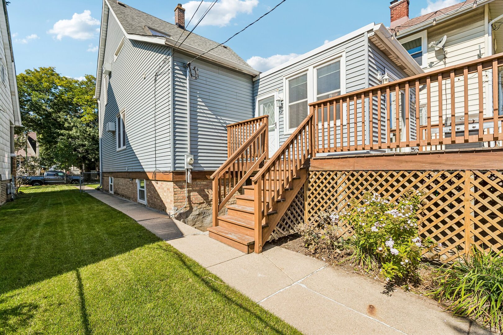 4731 N Kilbourn Avenue Property Photo 33