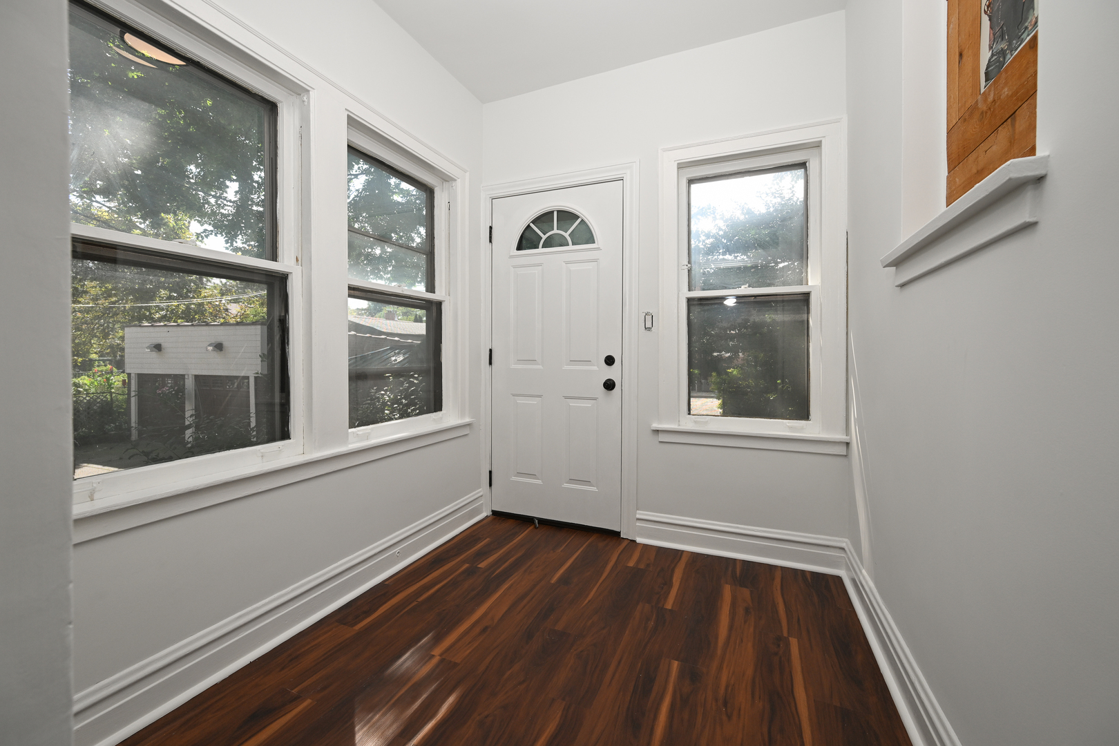 2619 W Farwell Avenue Property Photo 27