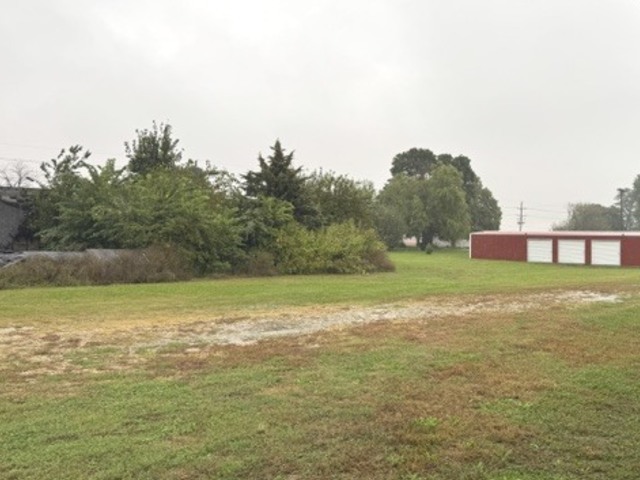 303 N Main Street Property Photo 13