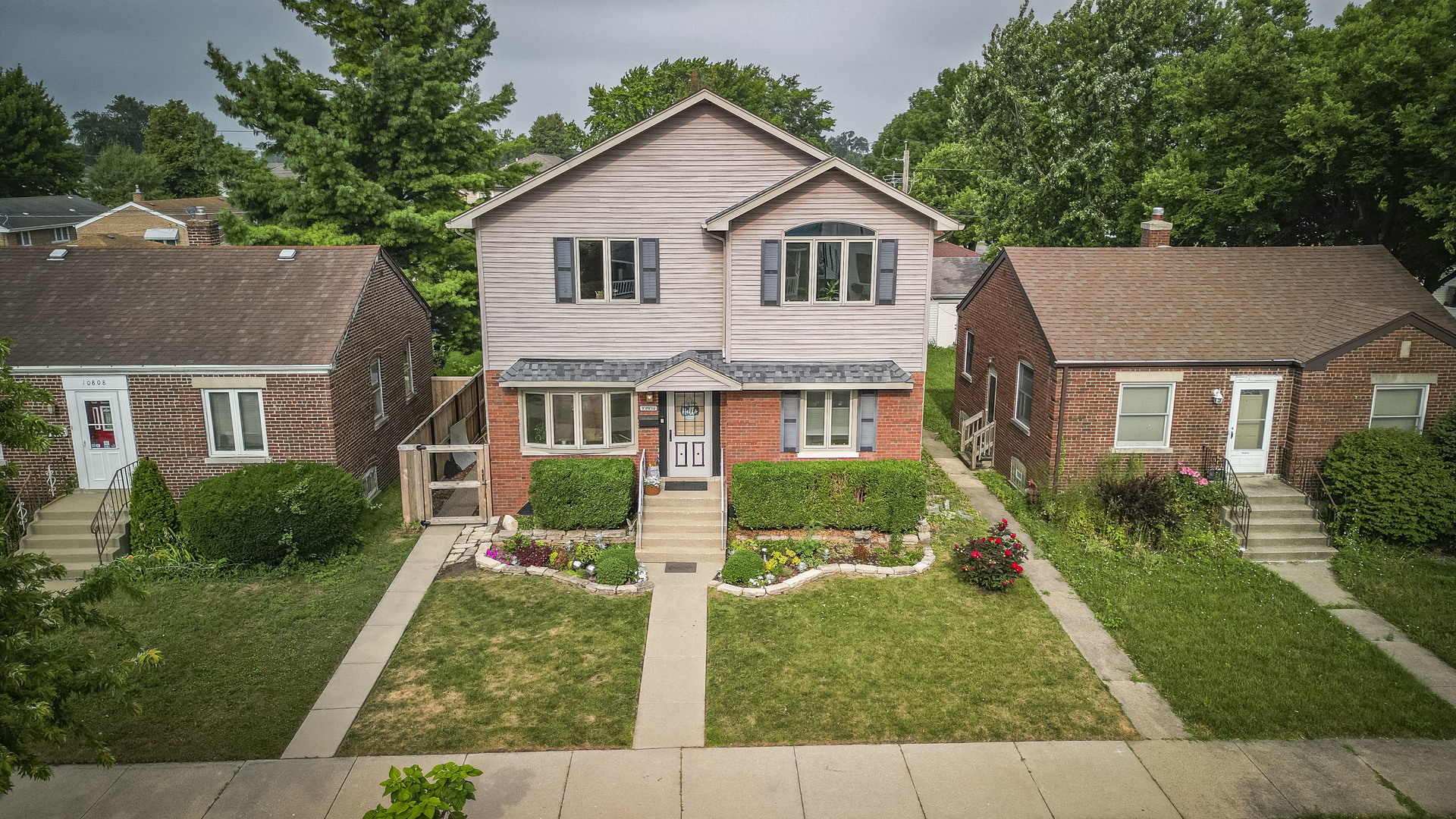 10804 S Ridgeway Avenue Property Photo 1