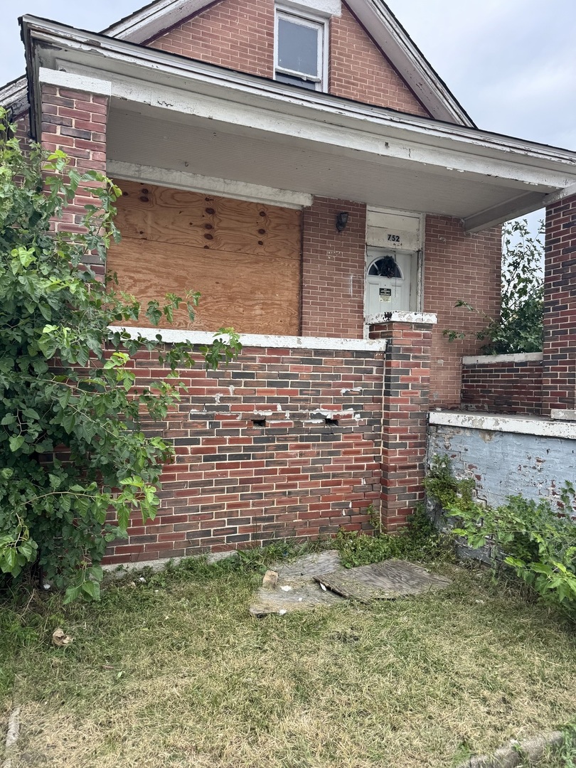 752 State Line Road Property Photo 1