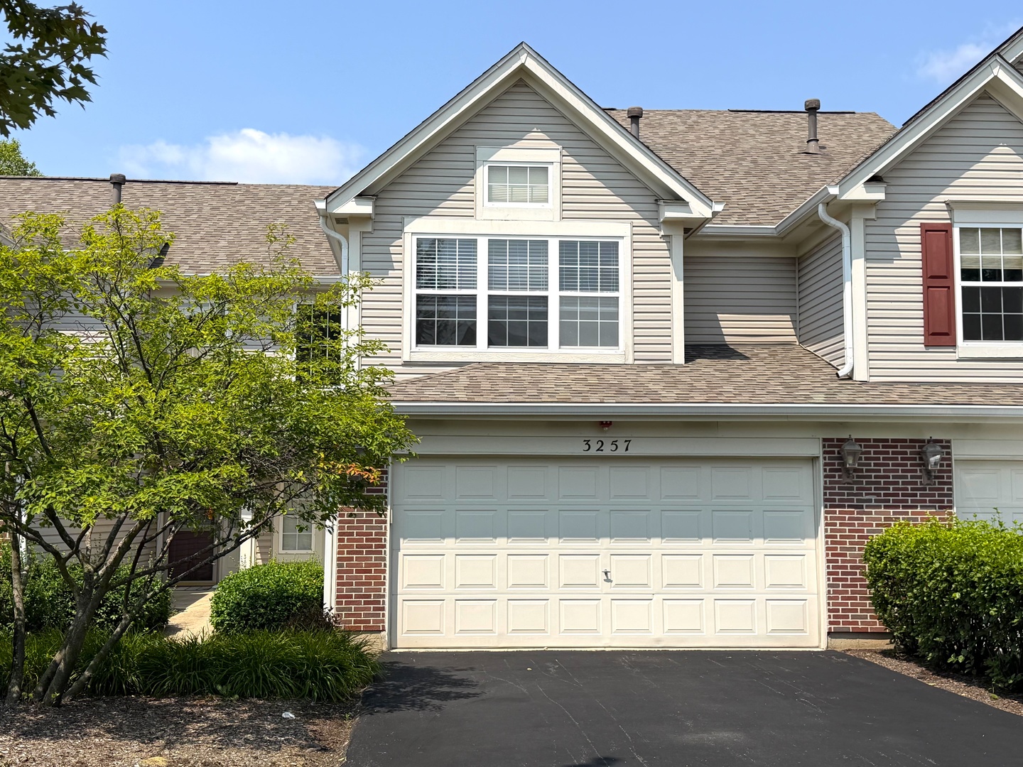3257 Cool Springs Court Property Photo 1
