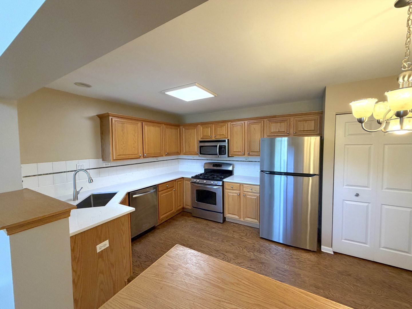 3257 Cool Springs Court Property Photo 3