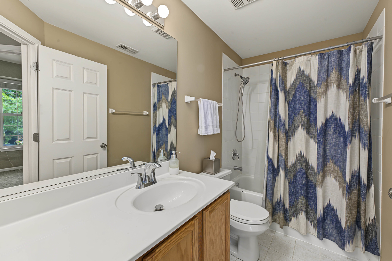 2410 Georgetown Circle Property Photo 24