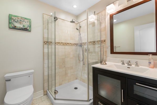 641 8th Avenue Property Photo 13