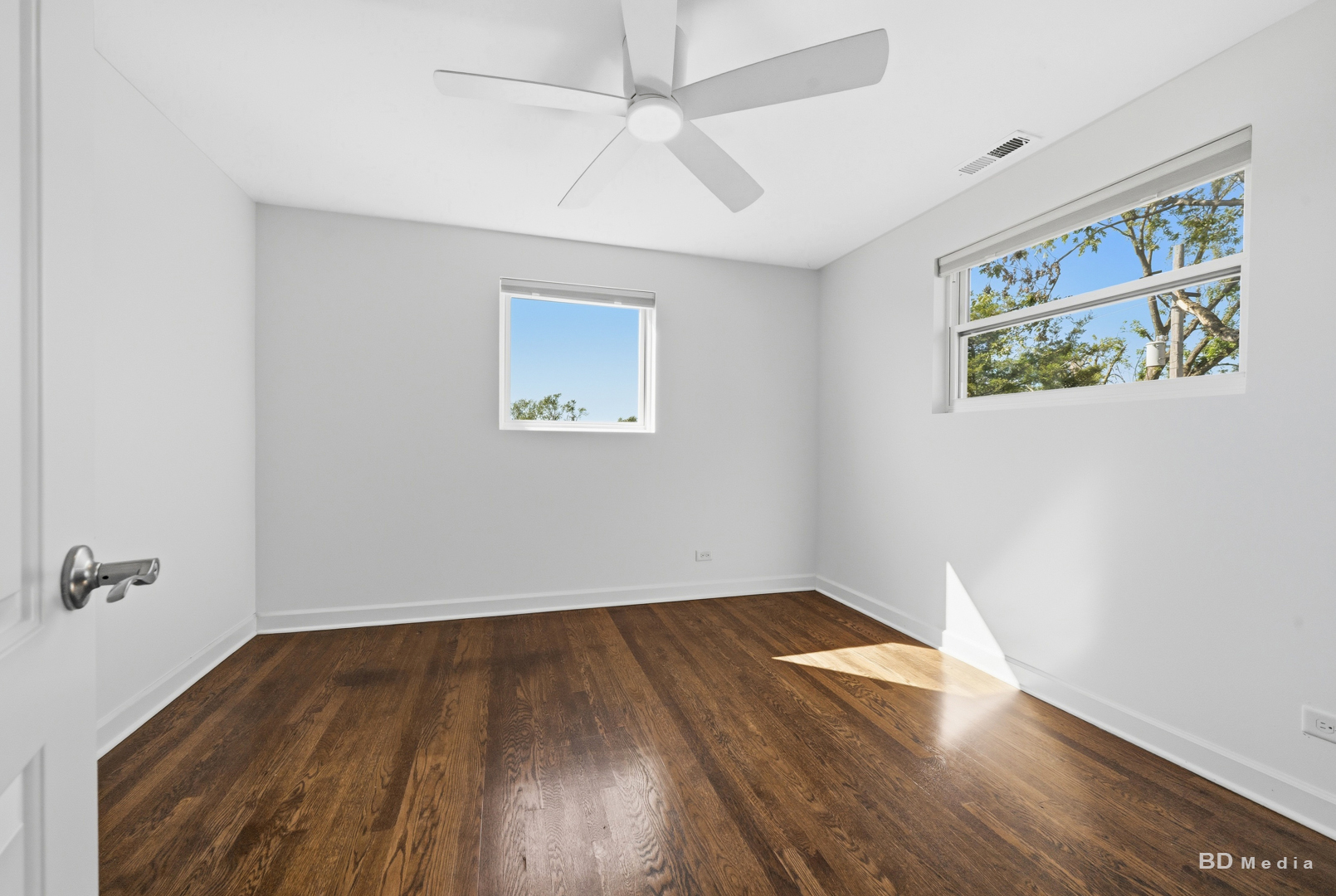 9416 Magnolia Avenue Property Photo 17