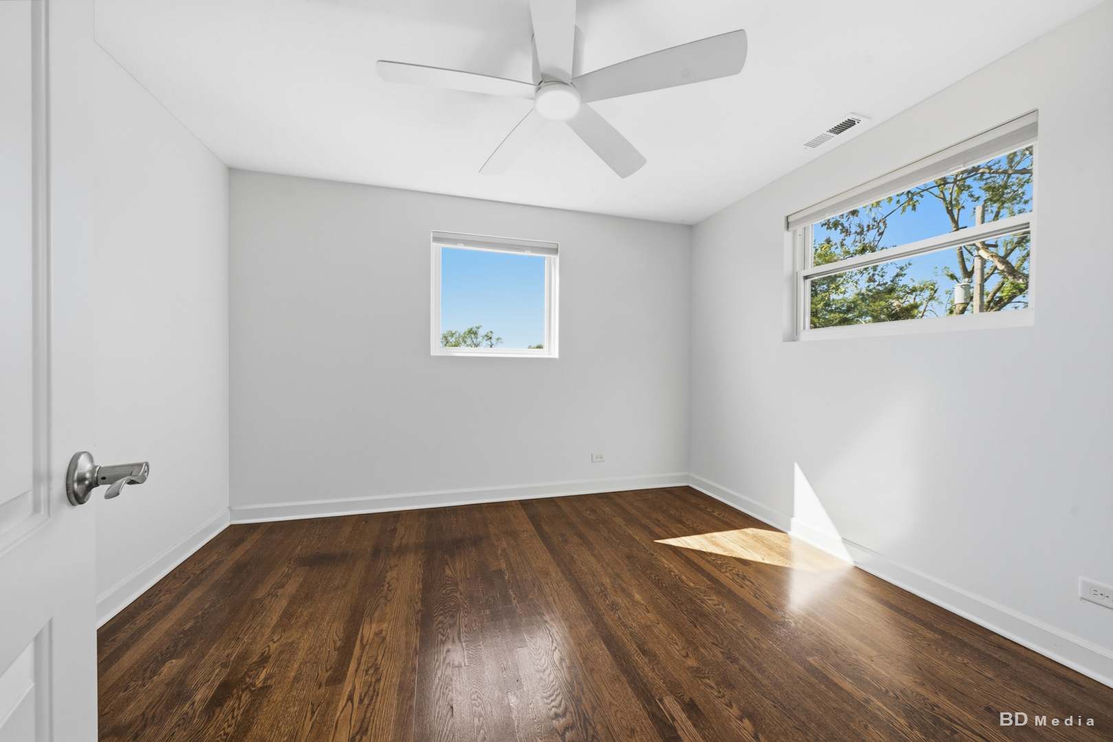 9416 Magnolia Avenue Property Photo 19