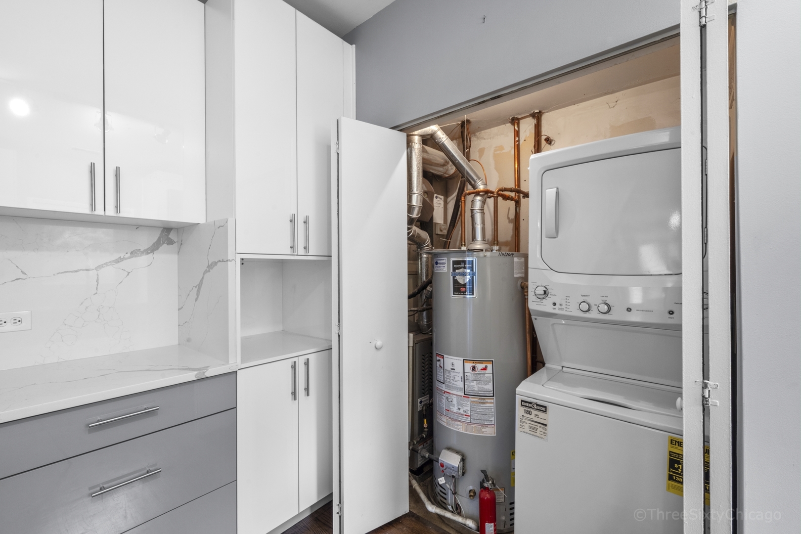 1801 W Diversey Parkway 25 Property Photo 13