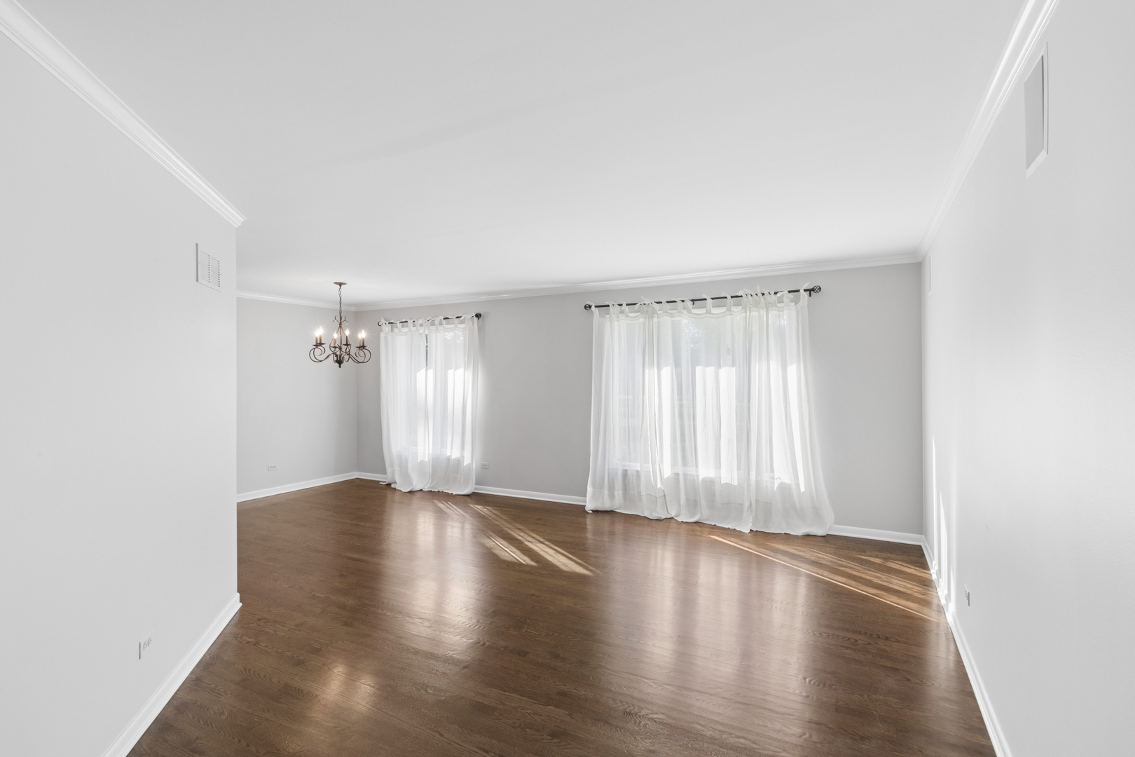 419 W Marion Street Property Photo 5