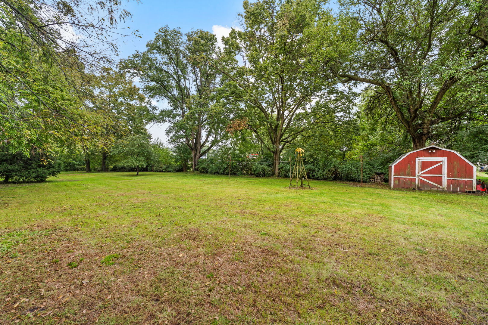 1315 Albany Street Property Photo 18
