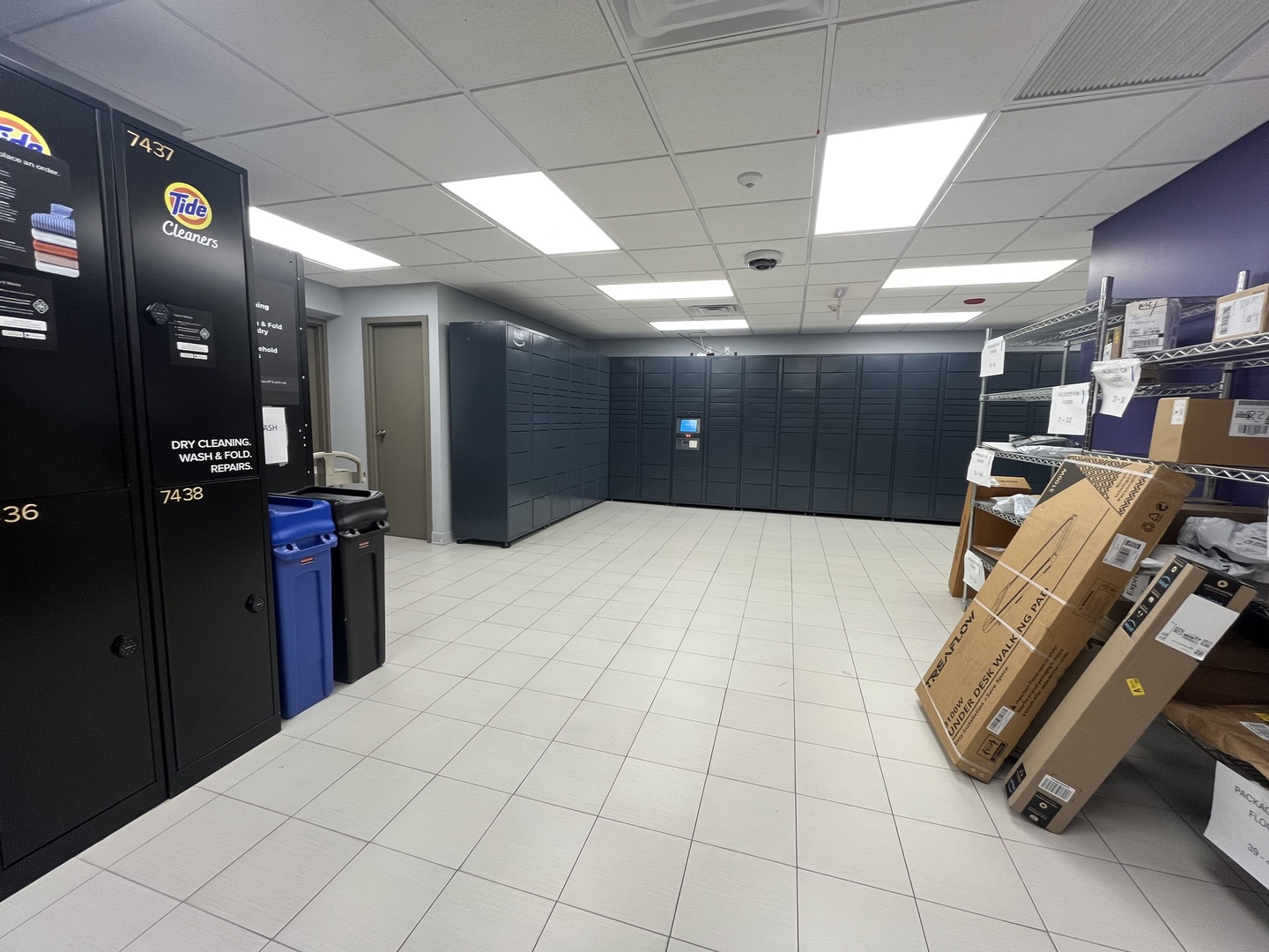2650 N Lakeview Avenue 1507 Property Photo 17