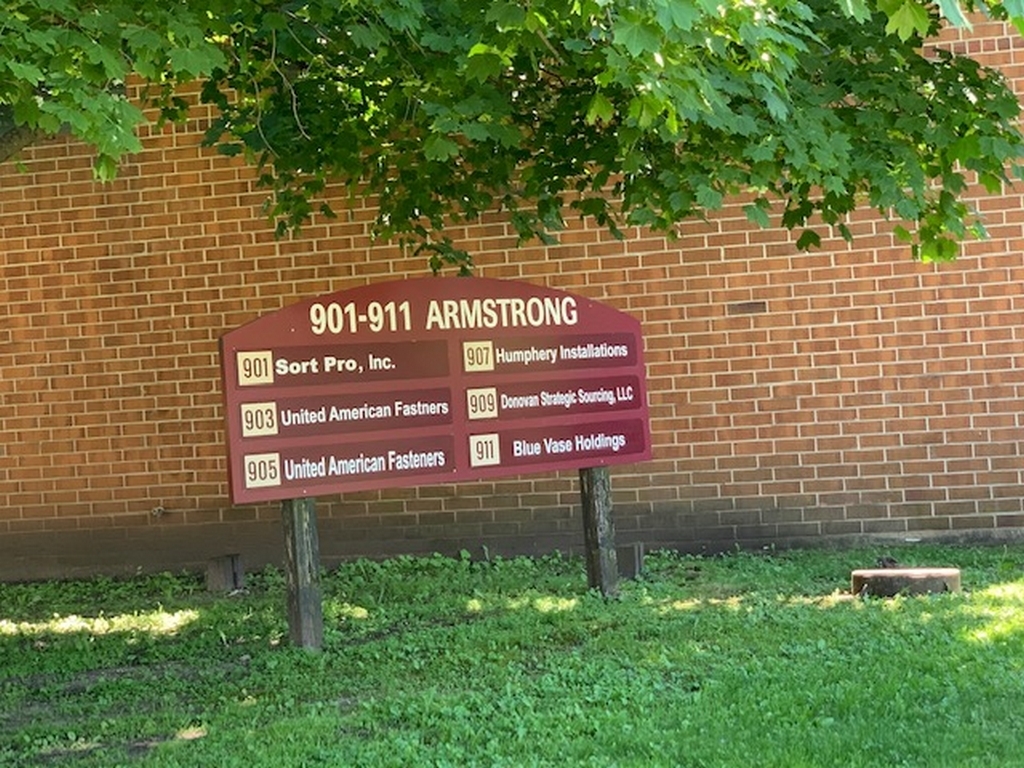 911 Armstrong Street Property Photo 2