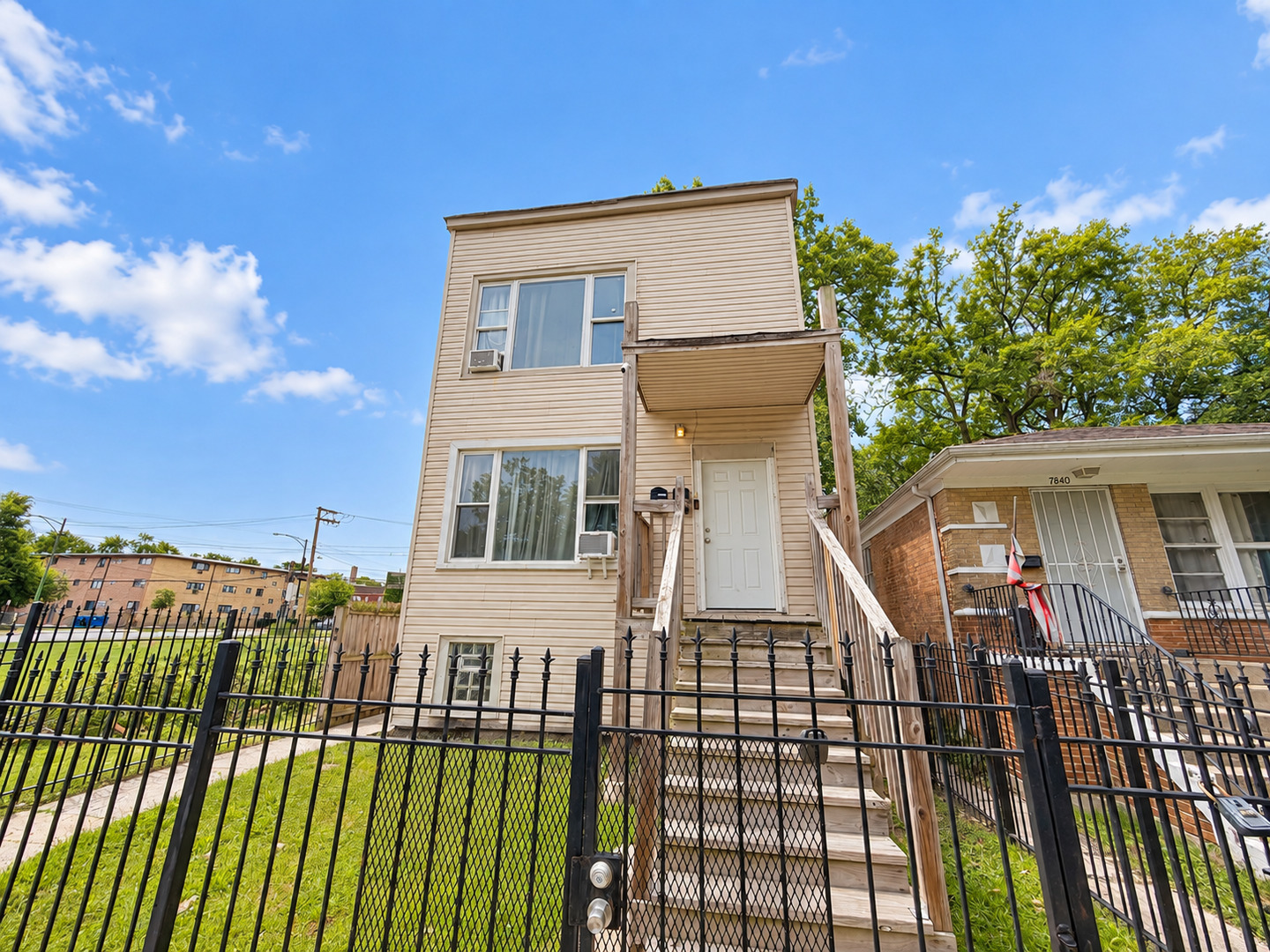 7844 S Greenwood Avenue Property Photo 1
