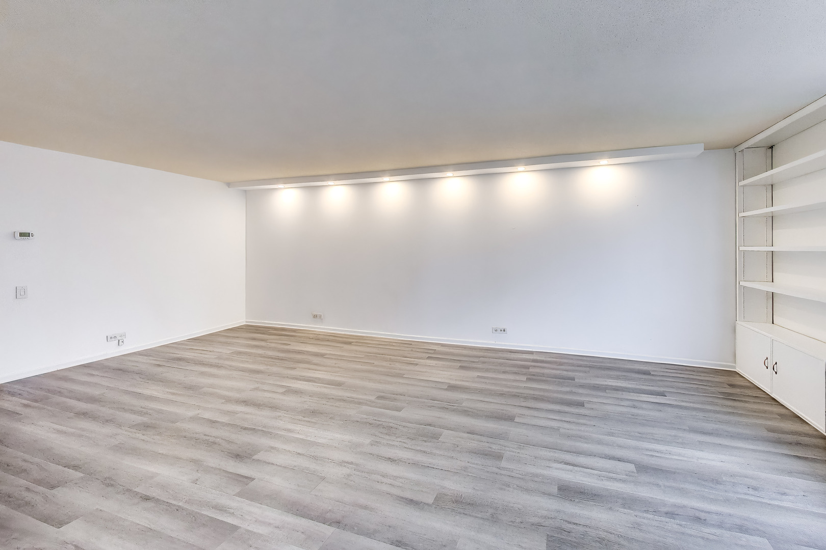 4170 N Marine Drive 12k Property Photo 11