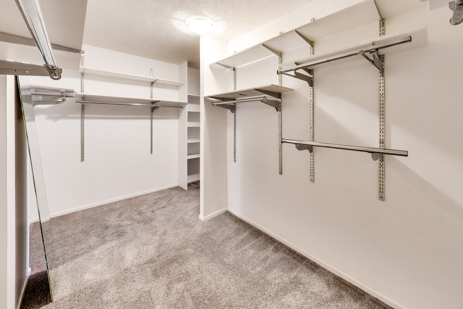 4170 N Marine Drive 12k Property Photo 38
