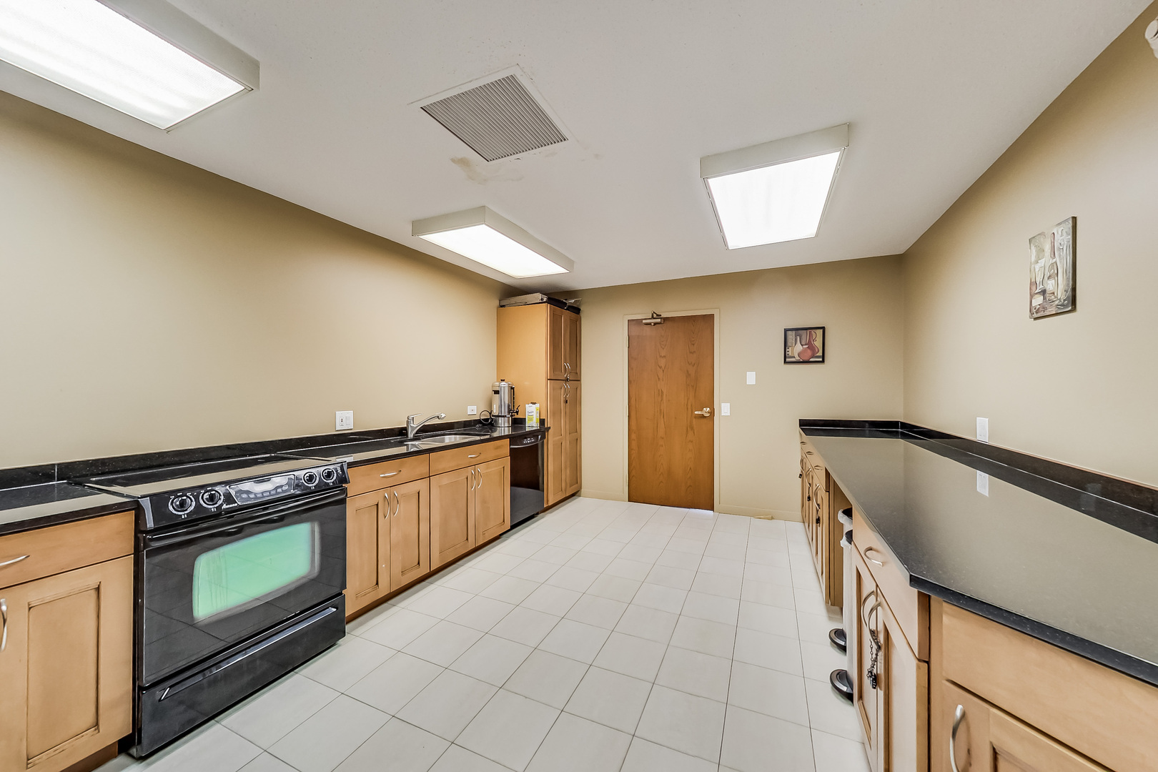 4170 N Marine Drive 12k Property Photo 48