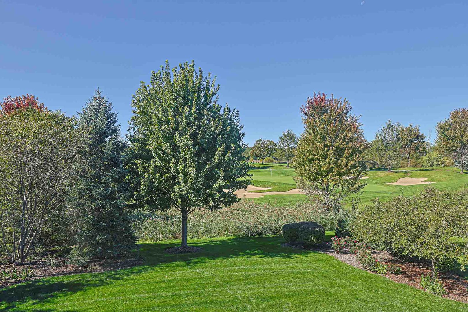 7 Tournament Drive Property Photo 33