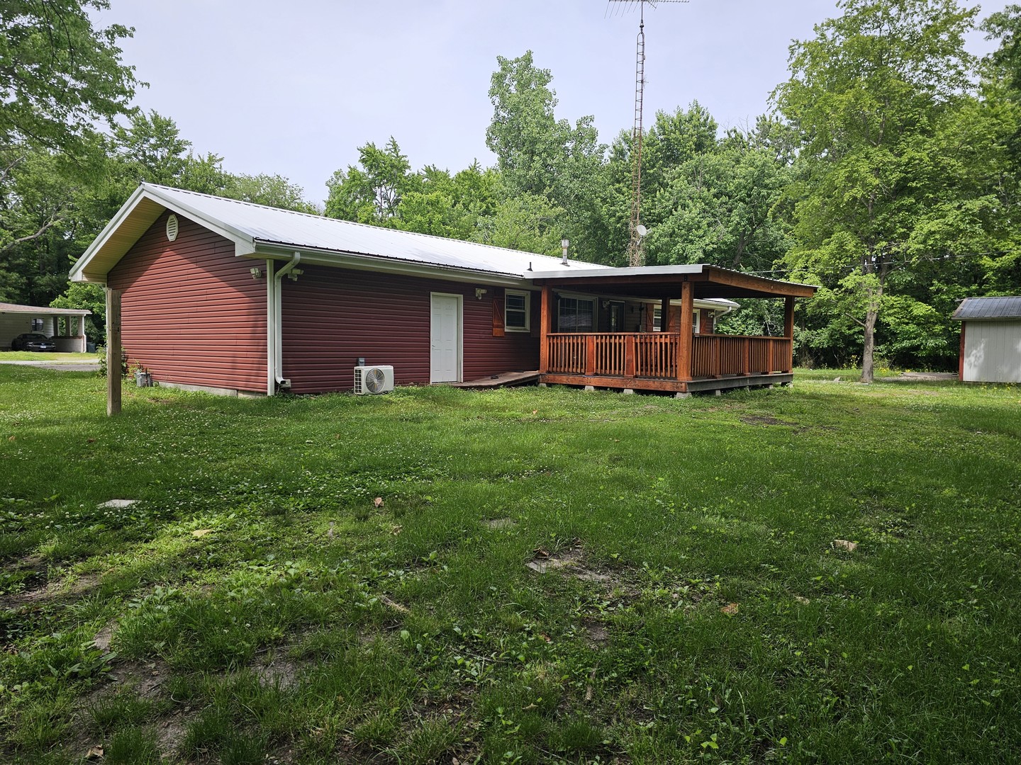 111 W Hickory Street Property Photo 5