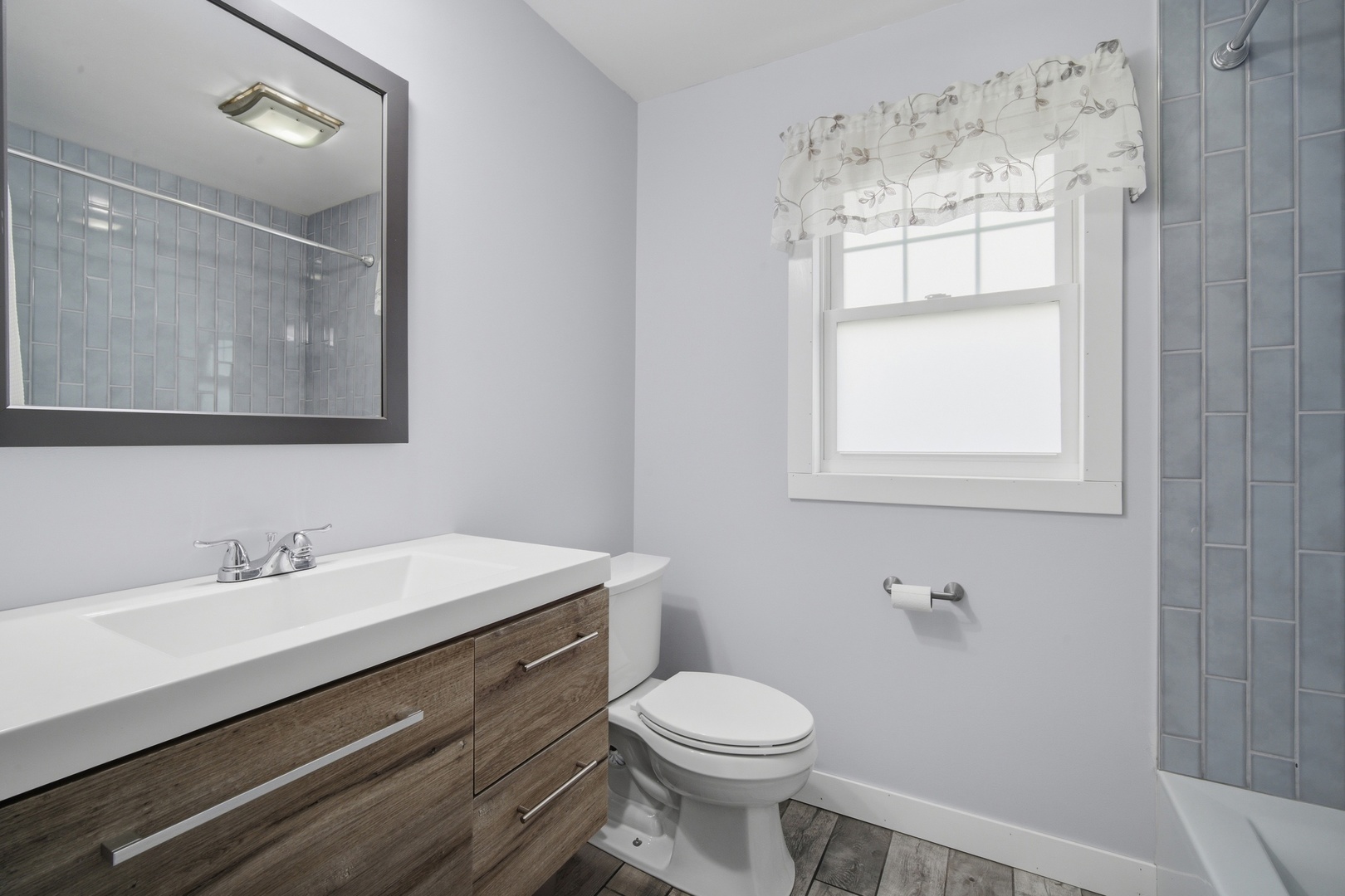 548 W Saint Charles Road Property Photo 13