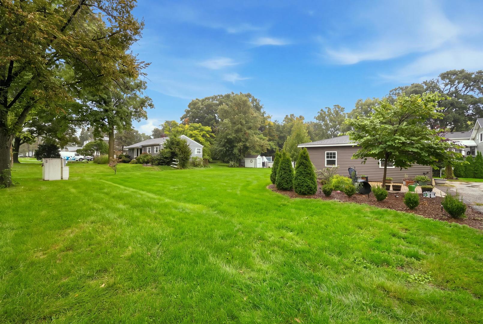 548 W Saint Charles Road Property Photo 19