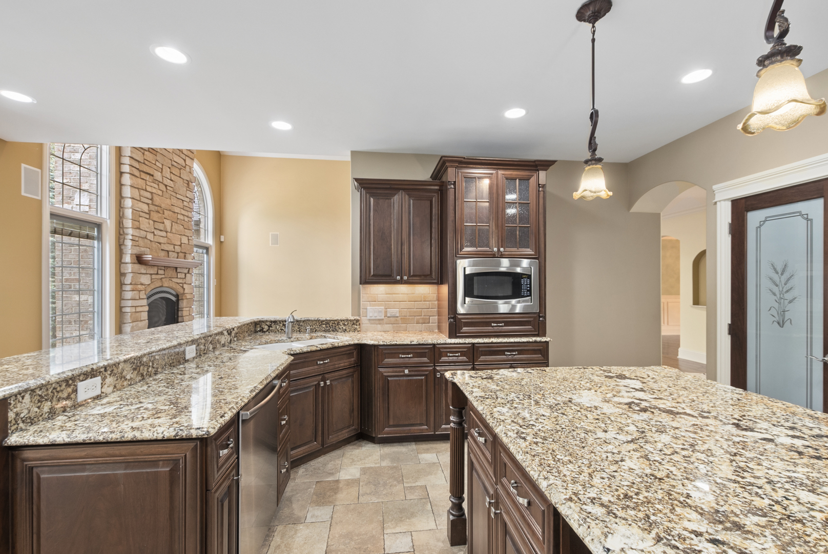 12132 S Harold Avenue Property Photo 6
