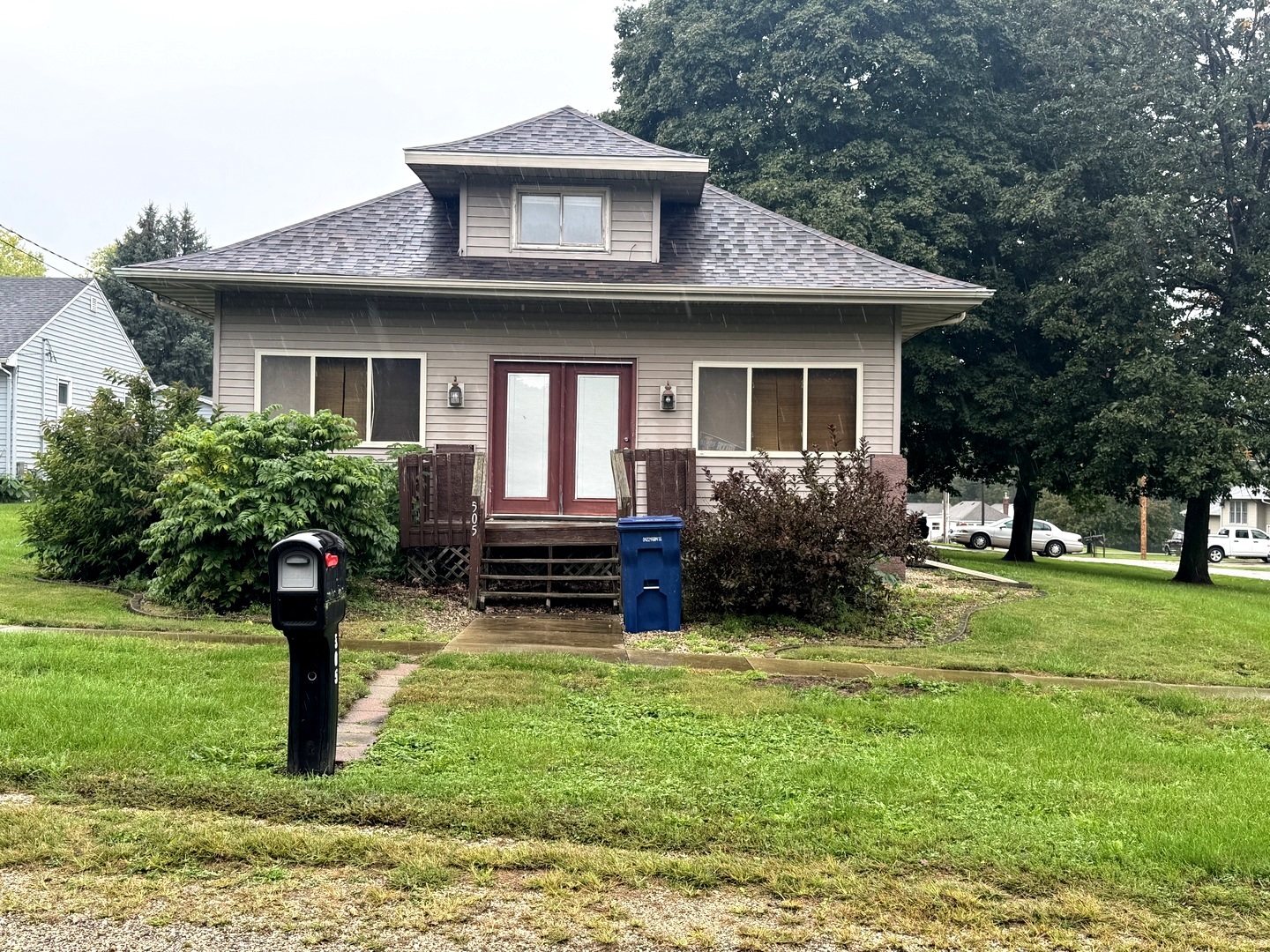 505 S Park Street Property Photo 1
