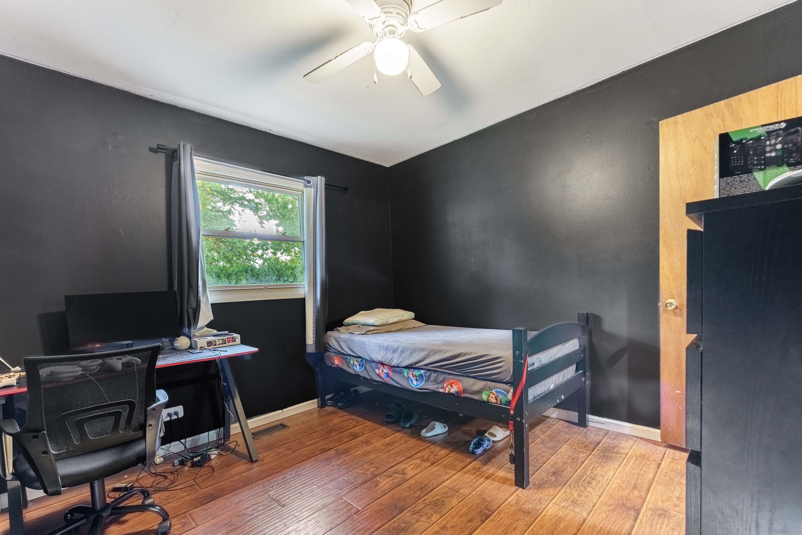 7870 Asbury Circle Property Photo 14