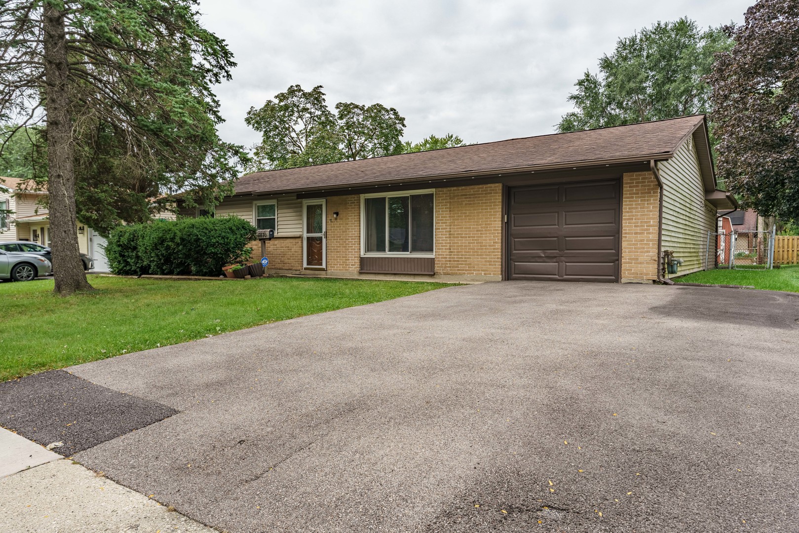 7870 Asbury Circle Property Photo 23