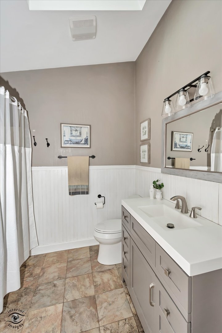 24951 S Blackthorne Road Property Photo 15