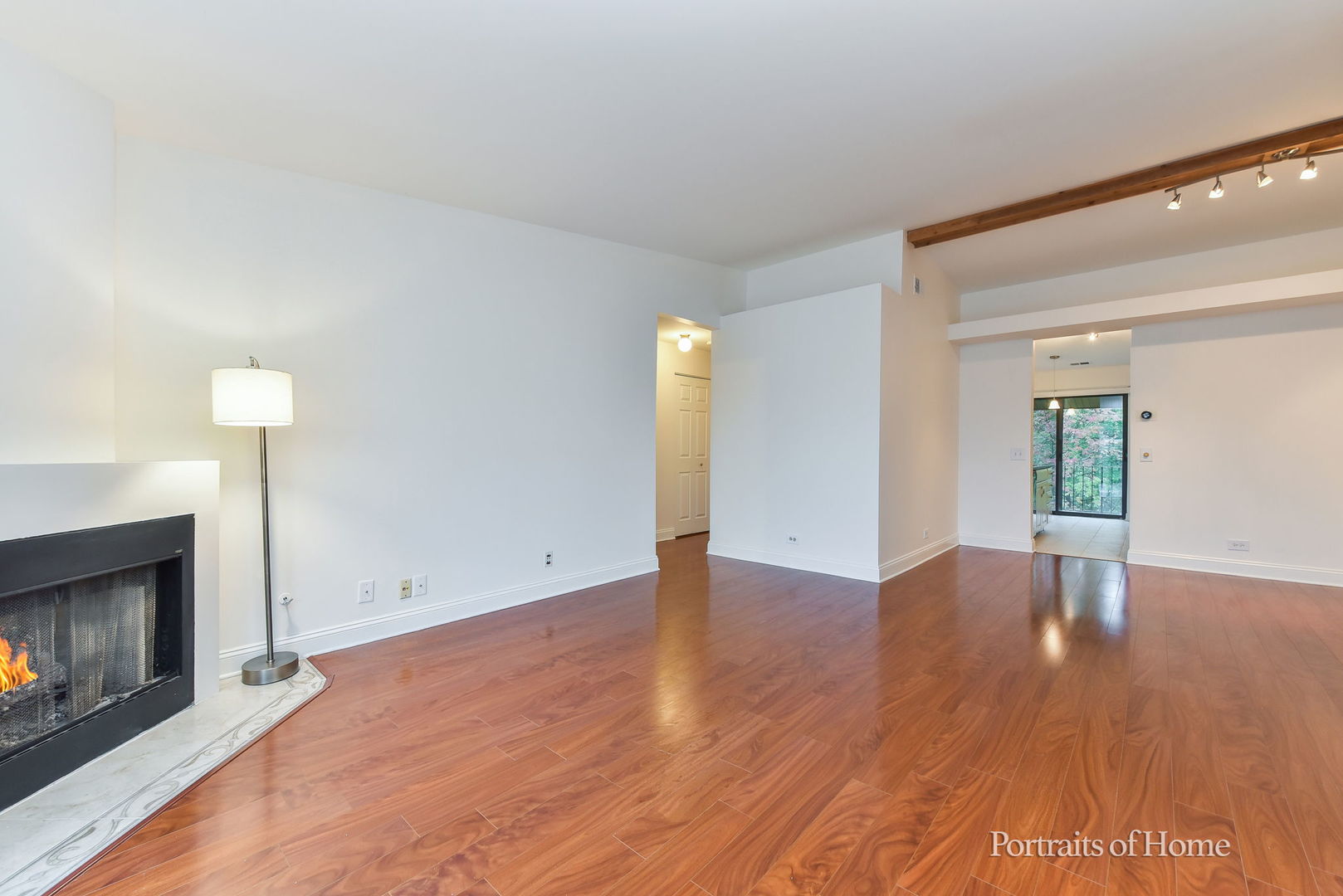 44 Harbor Court 304 Property Photo 4