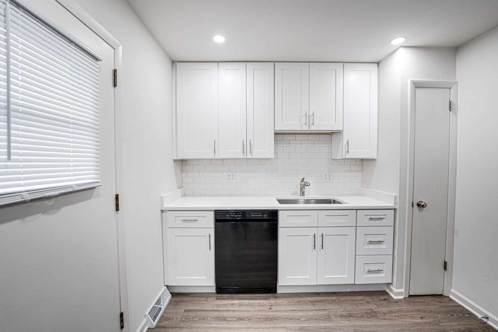 5030 Harrison Avenue 2 Property Photo 7