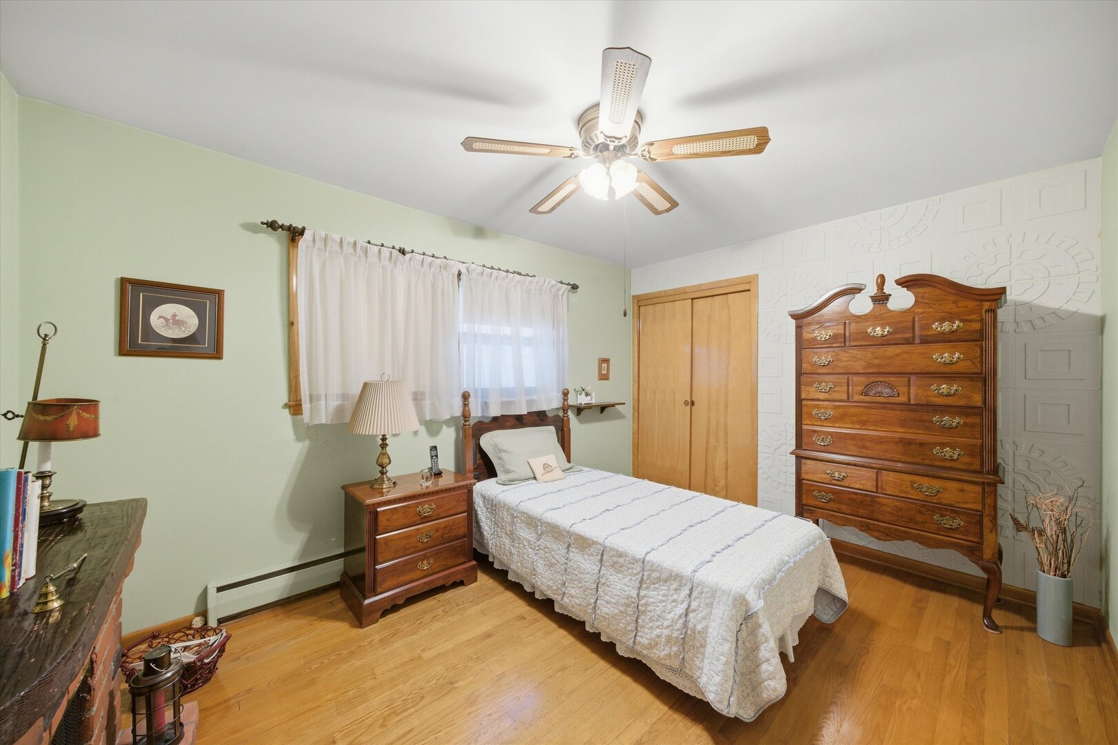 6221 S Tripp Avenue Property Photo 13