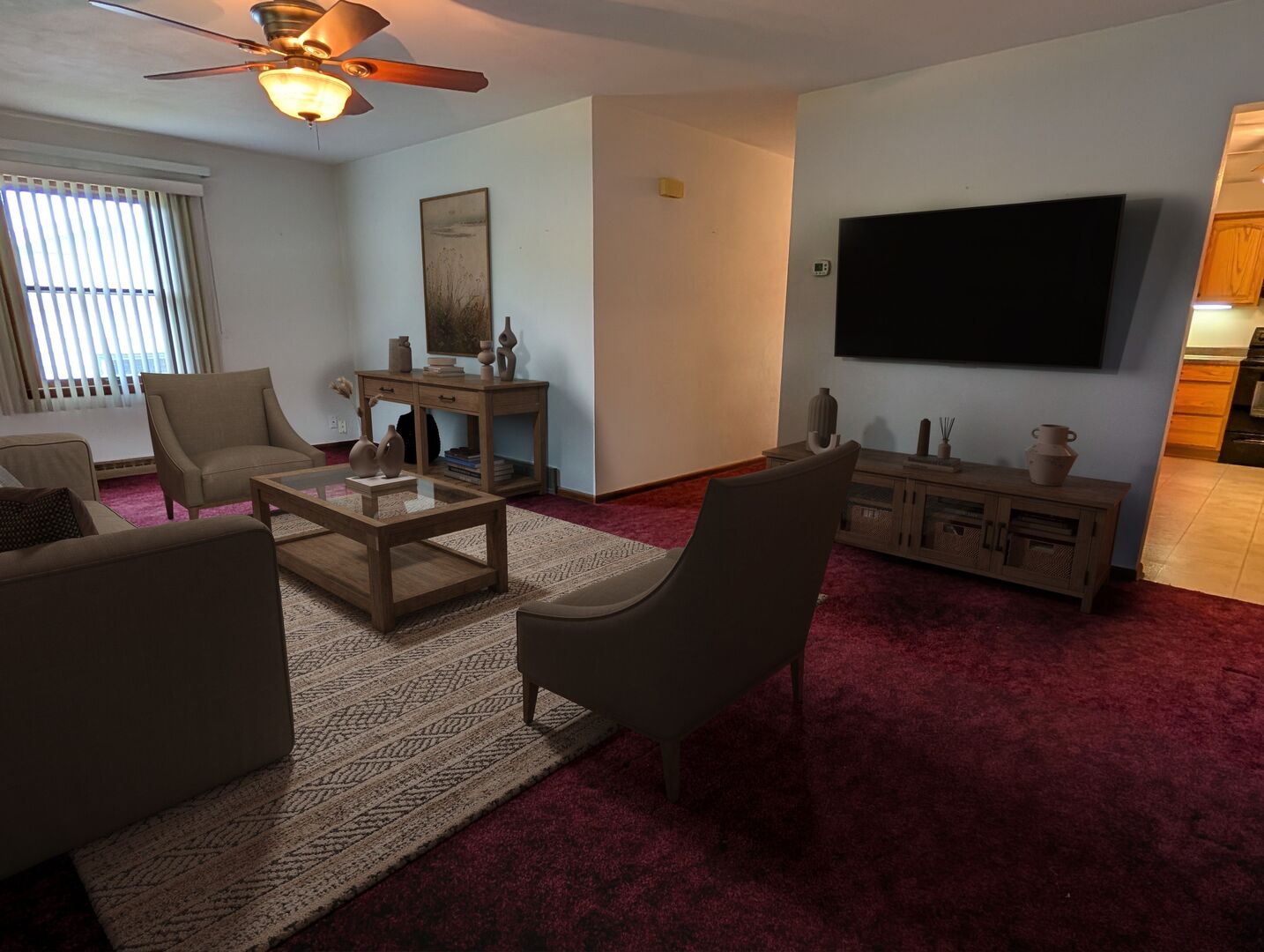 1364 Empire Court Property Photo 4