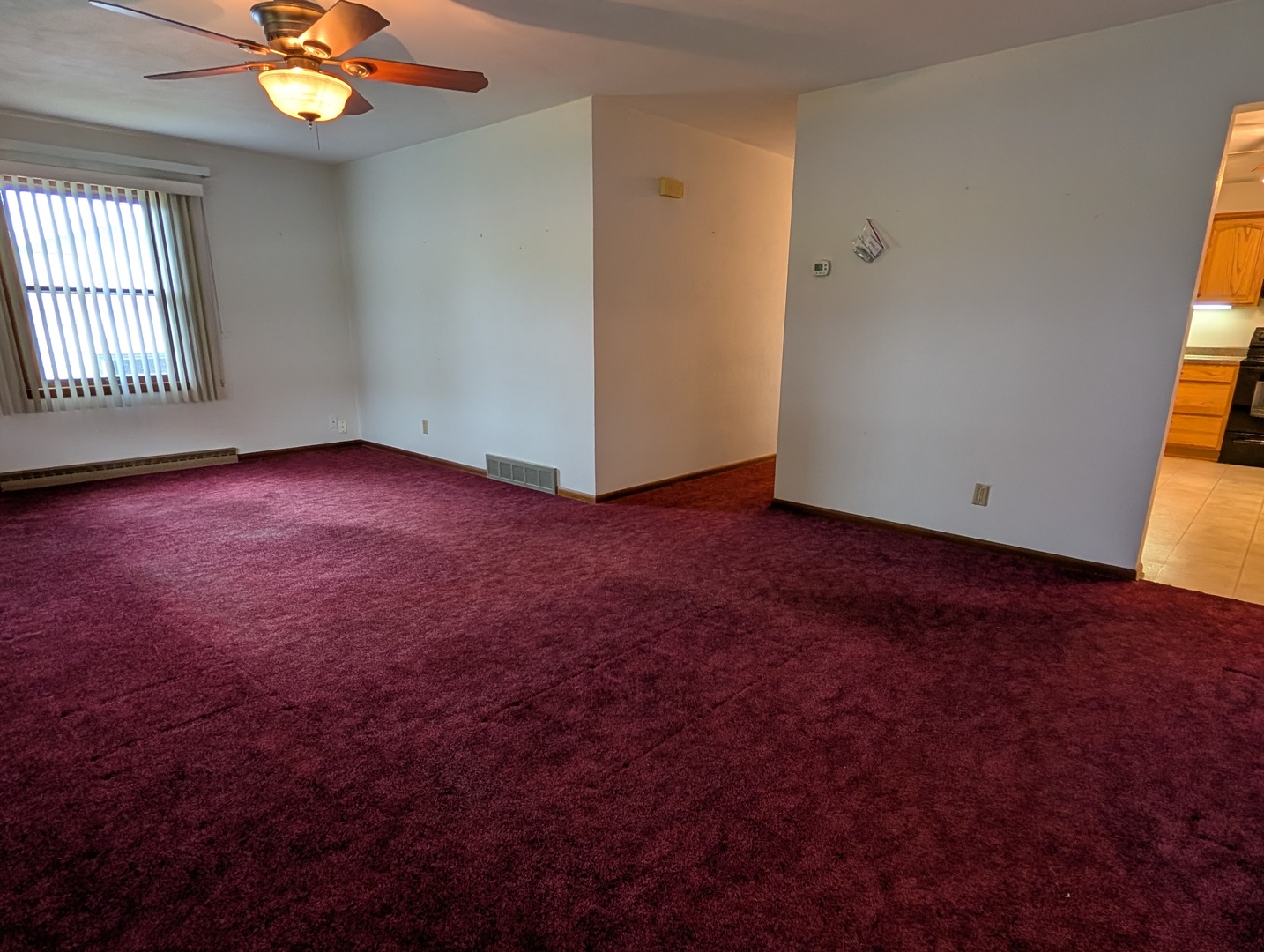1364 Empire Court Property Photo 5