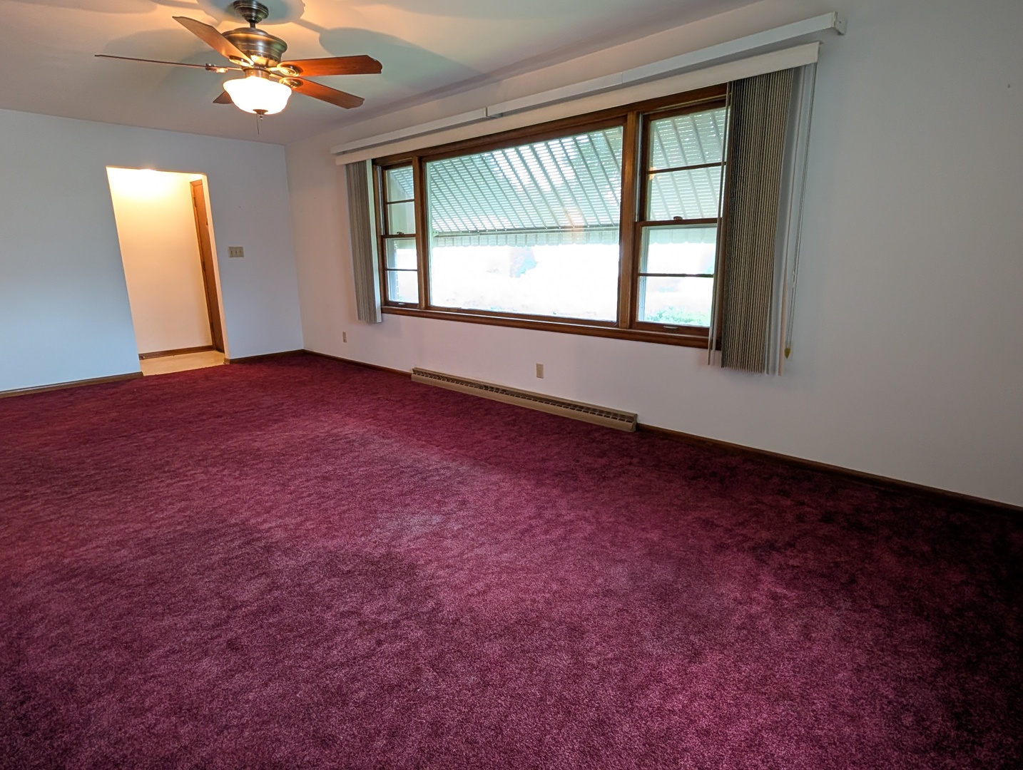 1364 Empire Court Property Photo 9