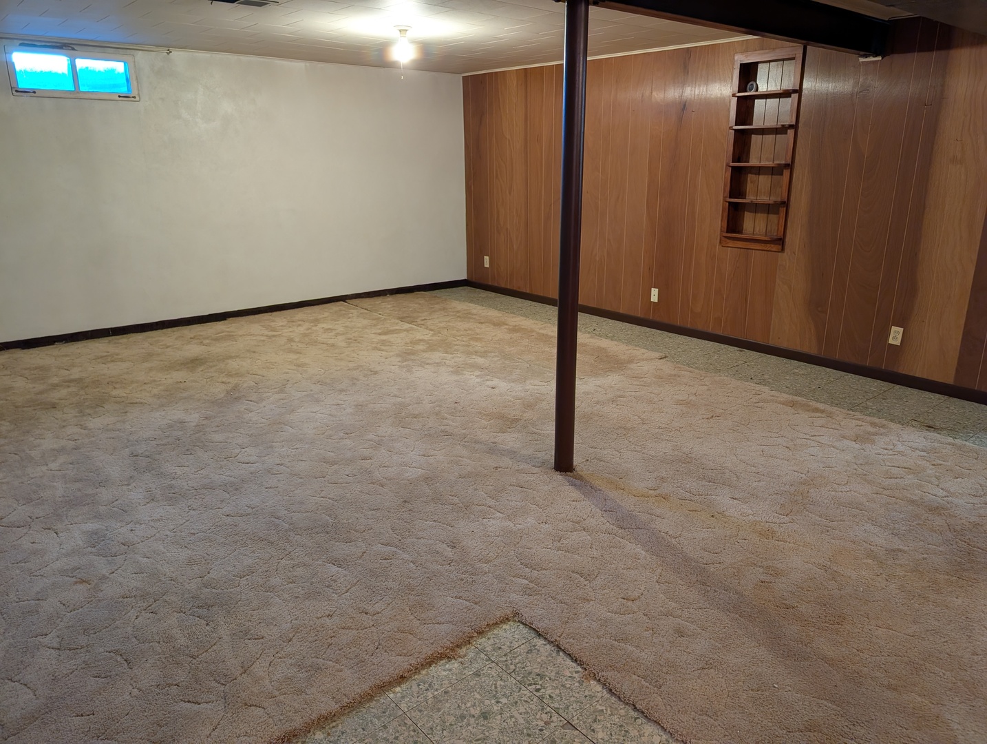 1364 Empire Court Property Photo 19