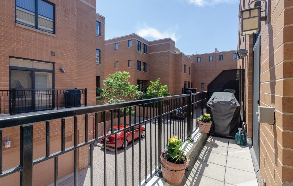 1125 W Monroe Street Property Photo 22