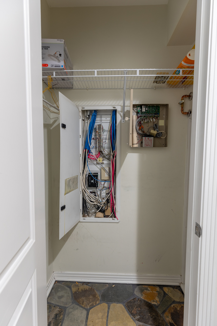 1125 W Monroe Street Property Photo 44