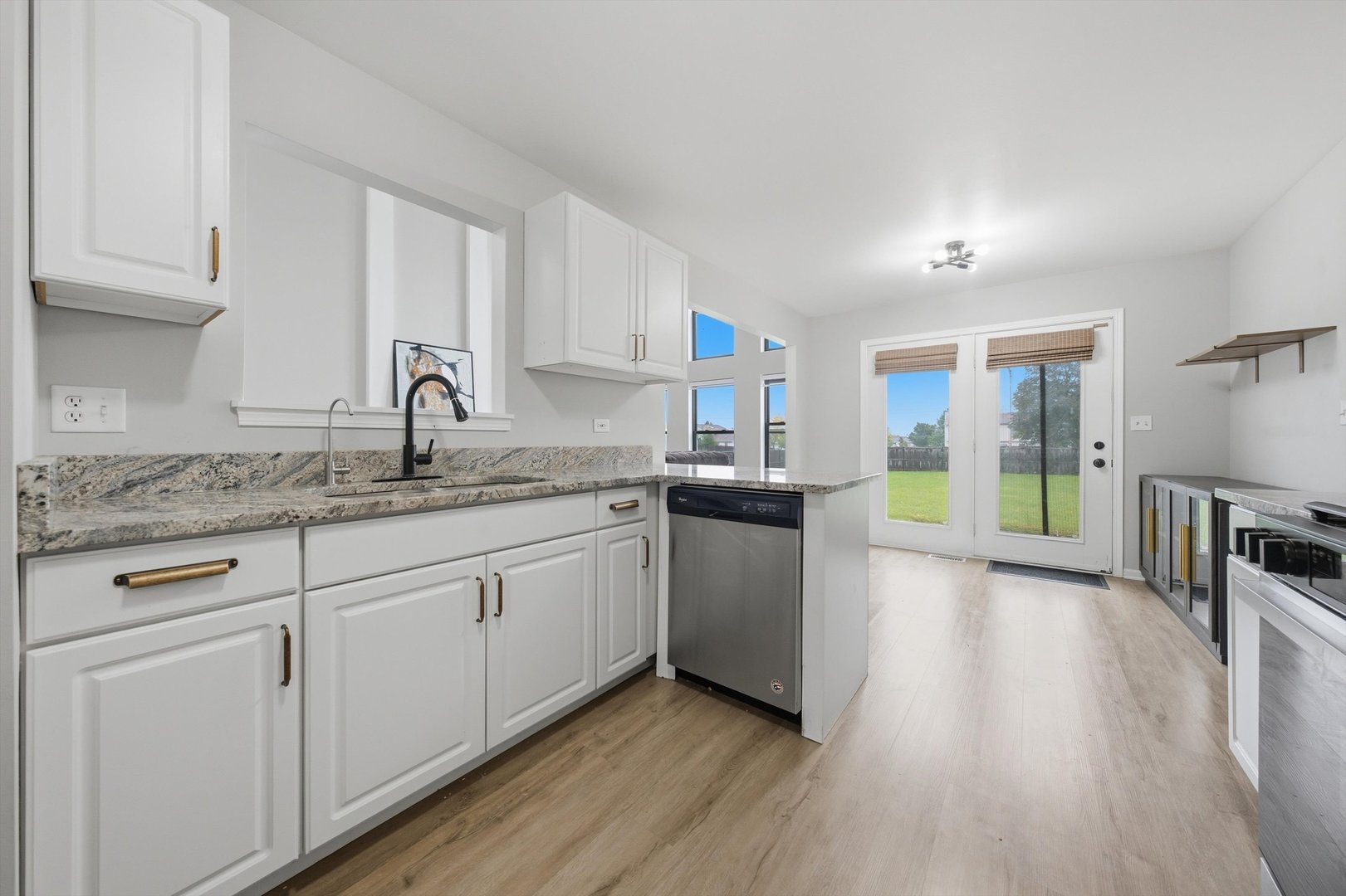 1830 Field Court Property Photo 6