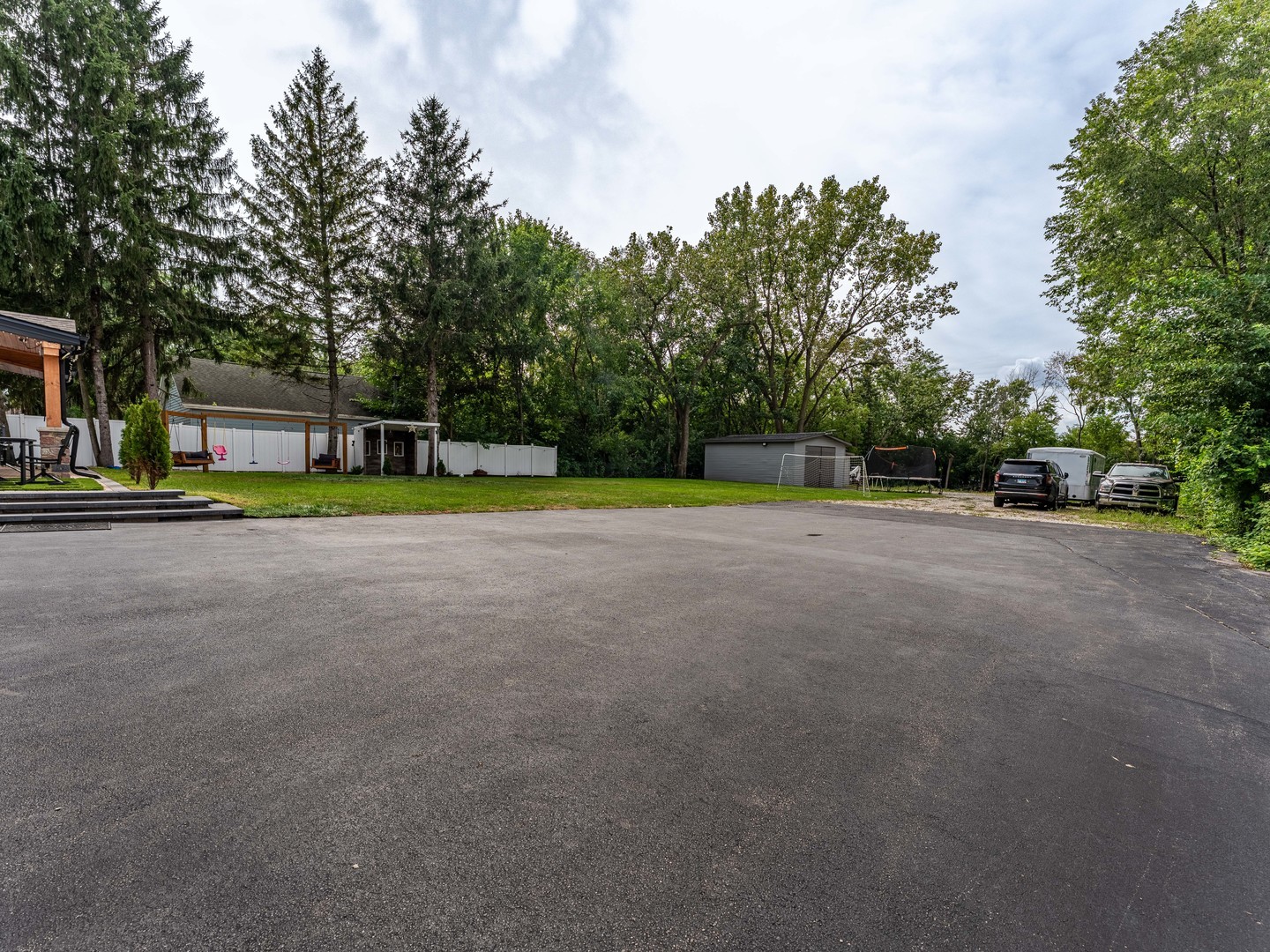 8454 S 85th Court Property Photo 45