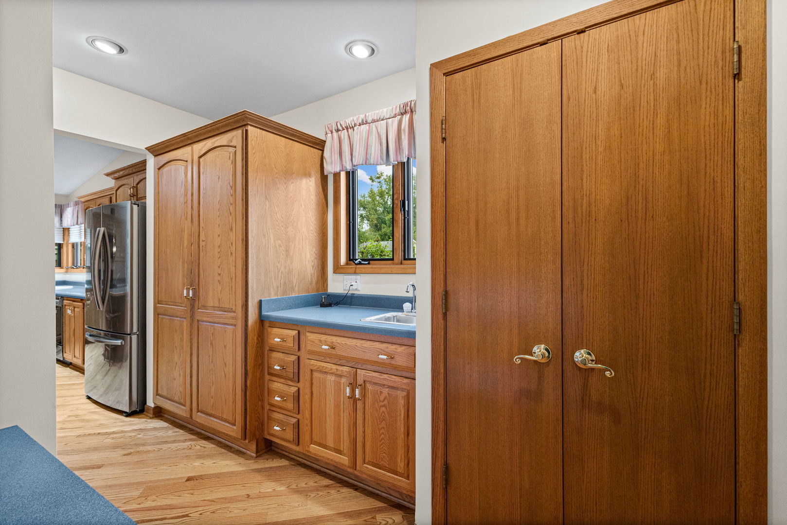 1026 Spafford Street Property Photo 10