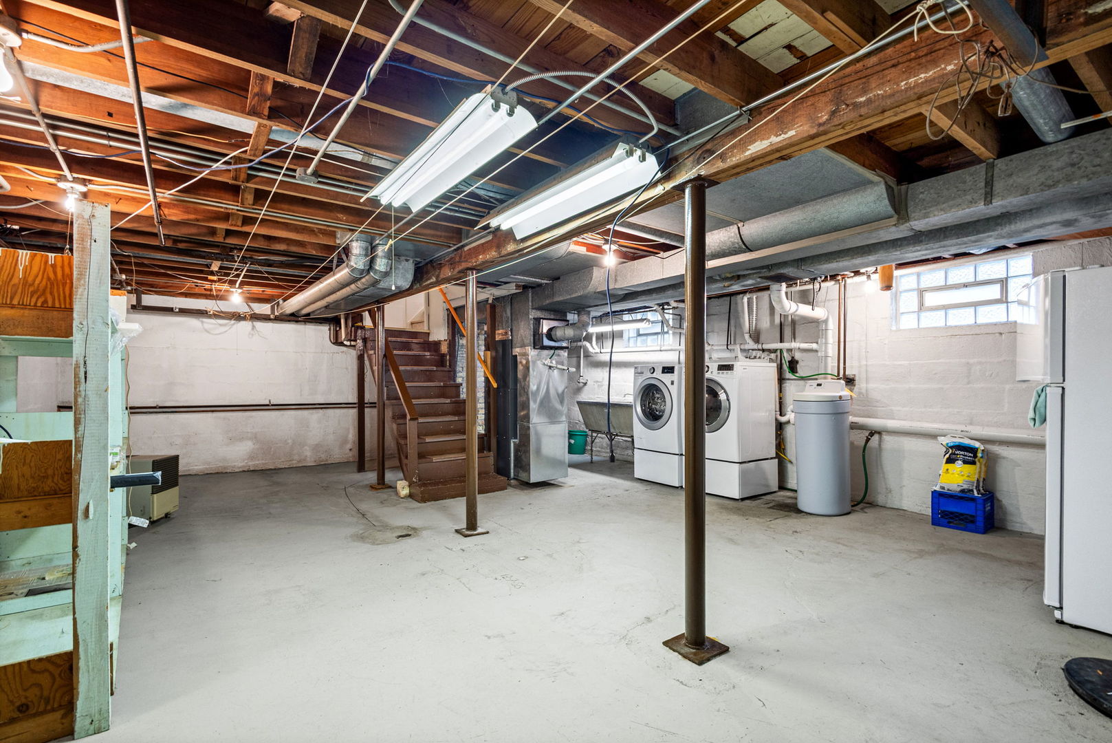 1026 Spafford Street Property Photo 30