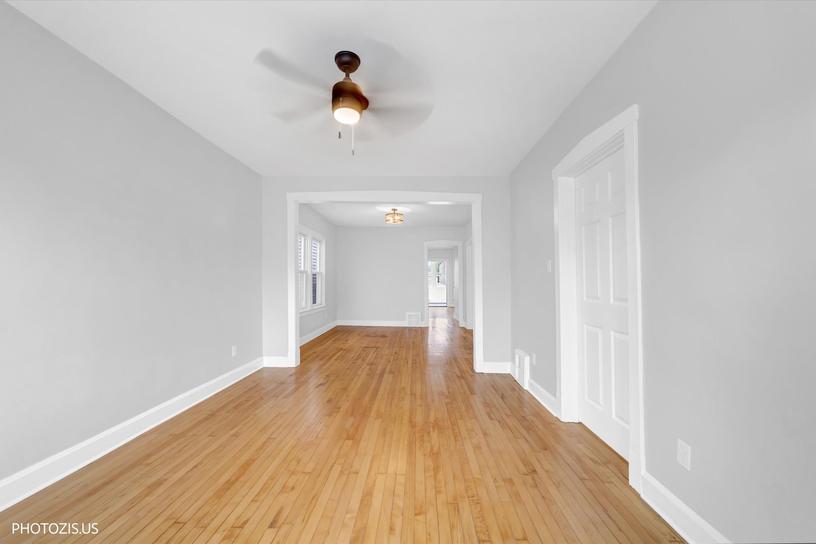 2238 N Lorel Avenue Property Photo 22