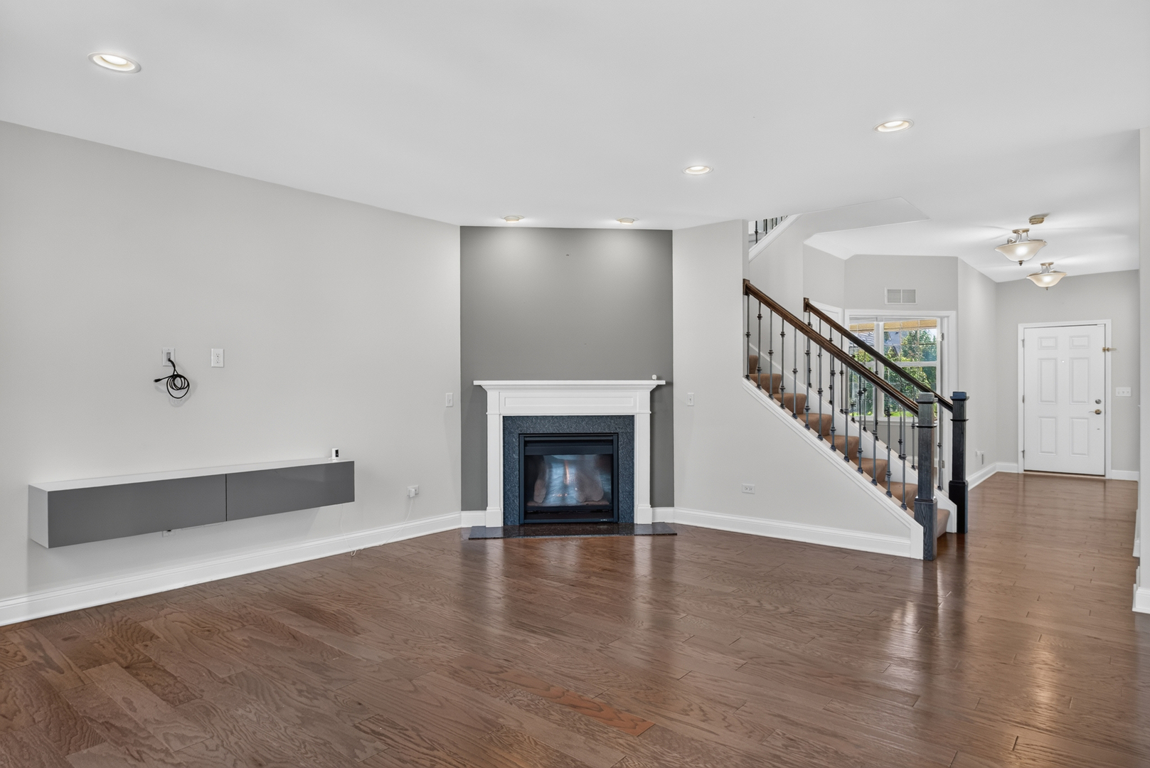 4319 Plantree Road Property Photo 5