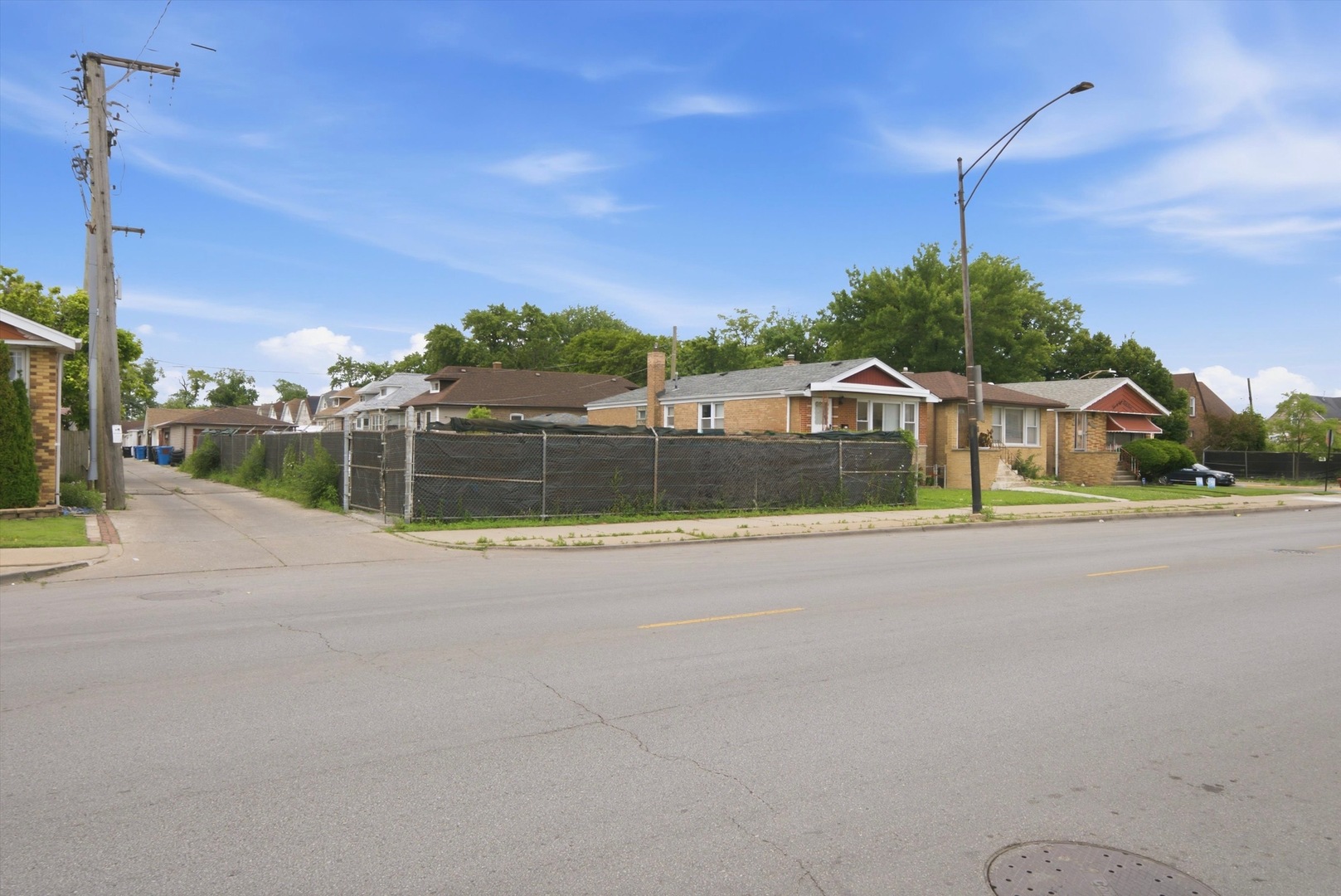 2849-2851 W 51st Street Property Photo 8
