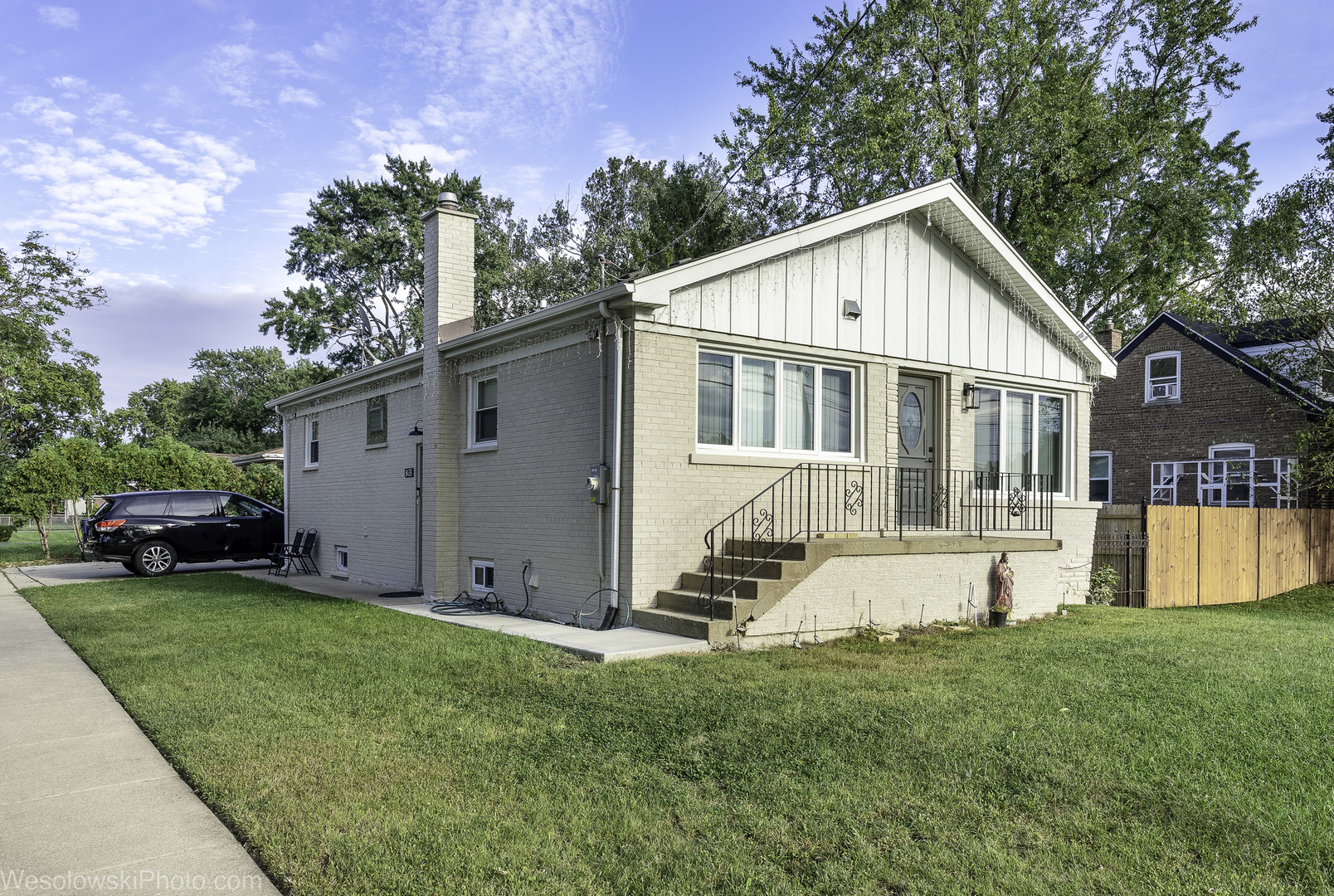 8433 Central Avenue Property Photo 1