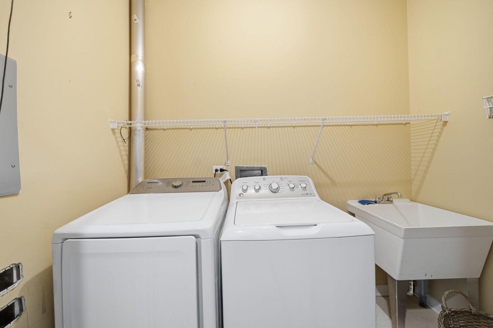 12774460 Property Photo 21
