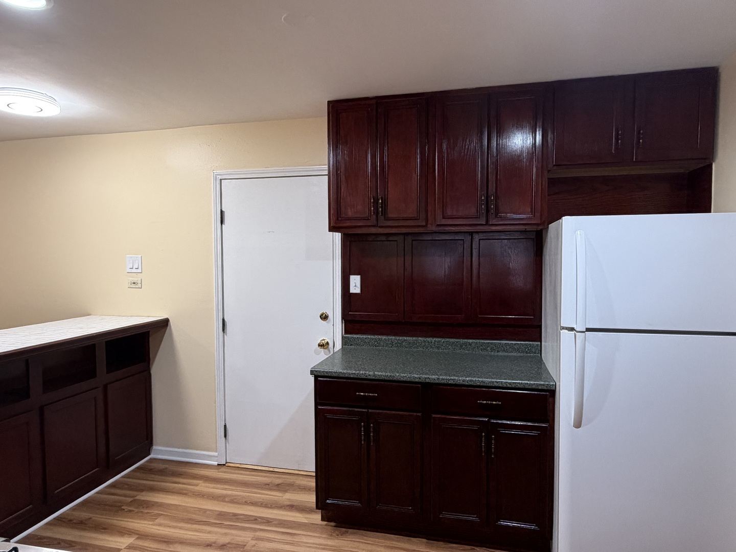 8836 N Western Avenue 207g Property Photo 6